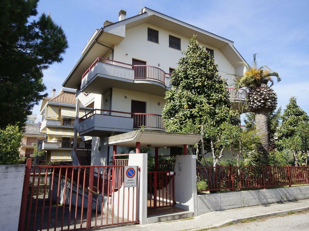 Apartment Magnolia By Interhome Porto d'Ascoli Buitenkant foto